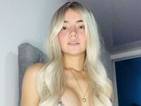 naked cam girl masturbating with sextoy AlisonWillson
