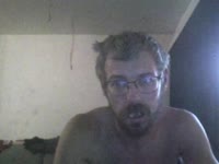 hallo lieve man, hou van naakt zitten en met mij zelf spelen en ik kijk ook heel graag naar voetbal en wielrennen , hou van dames soms ook dominant zijn of ook soms eens slaaf of sletje zijn vind ik ook leuk laat me weten en is bespreekbaar erover hou van eerlijke personen wees lief en eerlijk ik draag ook graag dames kledij wil graag sletje zijn of slaaf zijn