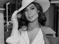 camgirl masturbating with vibrator AmyBermudez