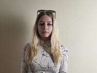 beautiful webcam girl EvelynReynaga