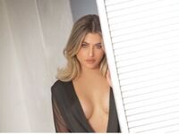 camgirl playing with dildo IrinaMolkova