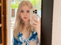 sexy webcamgirl JuneLane