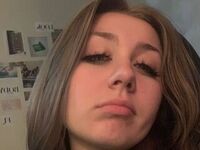 hot cam play KatiesPiers