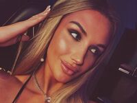 live webcam performer MeganHamillton