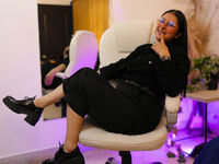 hot cam girl fingering pussy SiennaFournier