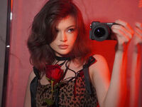 shaved pussy web cam LunaBruna