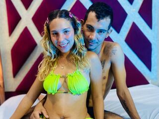 hot naked webcam couple fucking JennyAndJuan