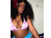 latex clothing webcam AmeliaChris