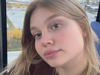 girl cam naked AdeleBaile