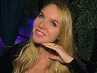 sexcam online AlesiaStrict