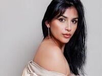 cam girl playing with vibrator AliceHealer