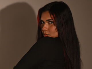 girl topless chat AlizLatifa