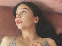 camwhore masturbating with sextoy AmelinaBaker