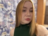 camwhore spreading pussy AmityEddie