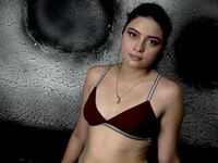 hot cam play AnaSwift