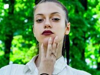 cam girl masturbating with sextoy AndreaDe