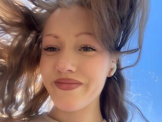 free sex cam AnnikaRodrigez