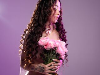 hot webcam video BellaClaire