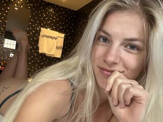 hot girl cam video BlondieBritt