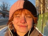 cam girl masturbating with sextoy BrittniMckevitt