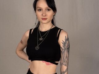 webcam babe chat room CameronRivenburg