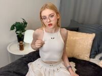 hot cam girl spreading pussy CarolinaCrystal