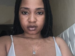 webcam bitch chat CarolineJames