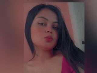 camwhore spreading pussy CataleyaLux