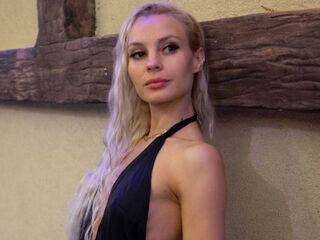 free nude webcam CathiGetsinger