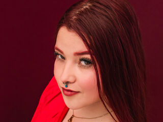 naughty camgirl masturbating with dildo CelesteSalders