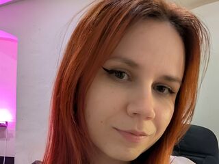 camgirl masturbating with sex toy CruelJones