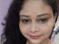 beautiful cam girl CurvySoniya