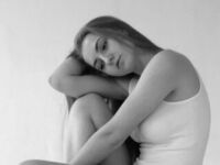 naked girl with webcam masturbating with vibrator CwenGammell