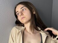 naked cam girl masturbating with dildo DarelleCoke