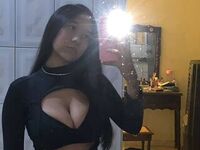 masturbating cam girl DebbieHill