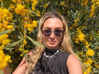 adult videochat cam DelaineClowerd