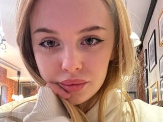 chatroom webcam DevonaBradner