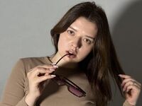 girl showing pussy DevonaChurchey