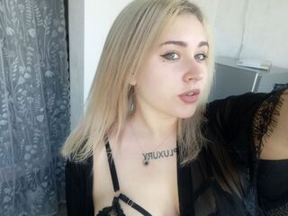 hot strip tease cam DinahSalimas