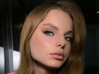 girl nude DoraWilliams