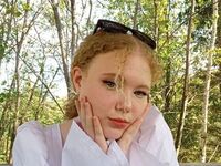 camgirl chat room EleneFarleigh