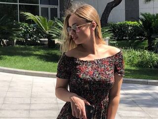 shower sex web cam EmileeBeyale