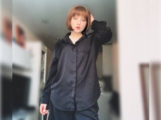 masturbating girl EmillyHall