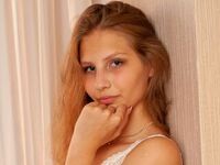 webcamgirl chat room EmmieMurray