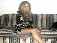masturbating camgirl EvelynMoorev