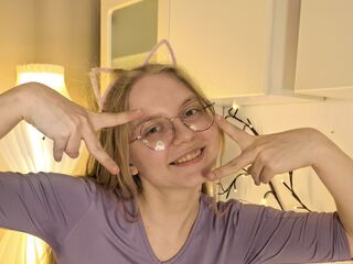 naked camgirl fingering pussy FerneLangan