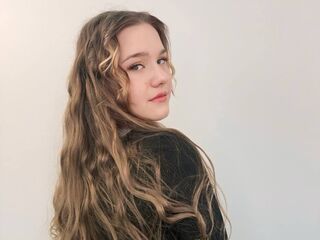 hot web cam show GrayceSerrell