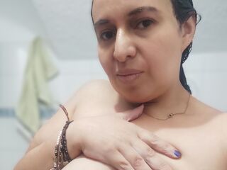 beautiful girlcam IbannaBely