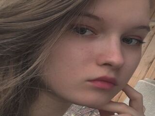 cam slut chat room InocenciaFarrare