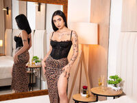 naked camgirl masturbating IrinaJhons